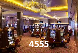 4555